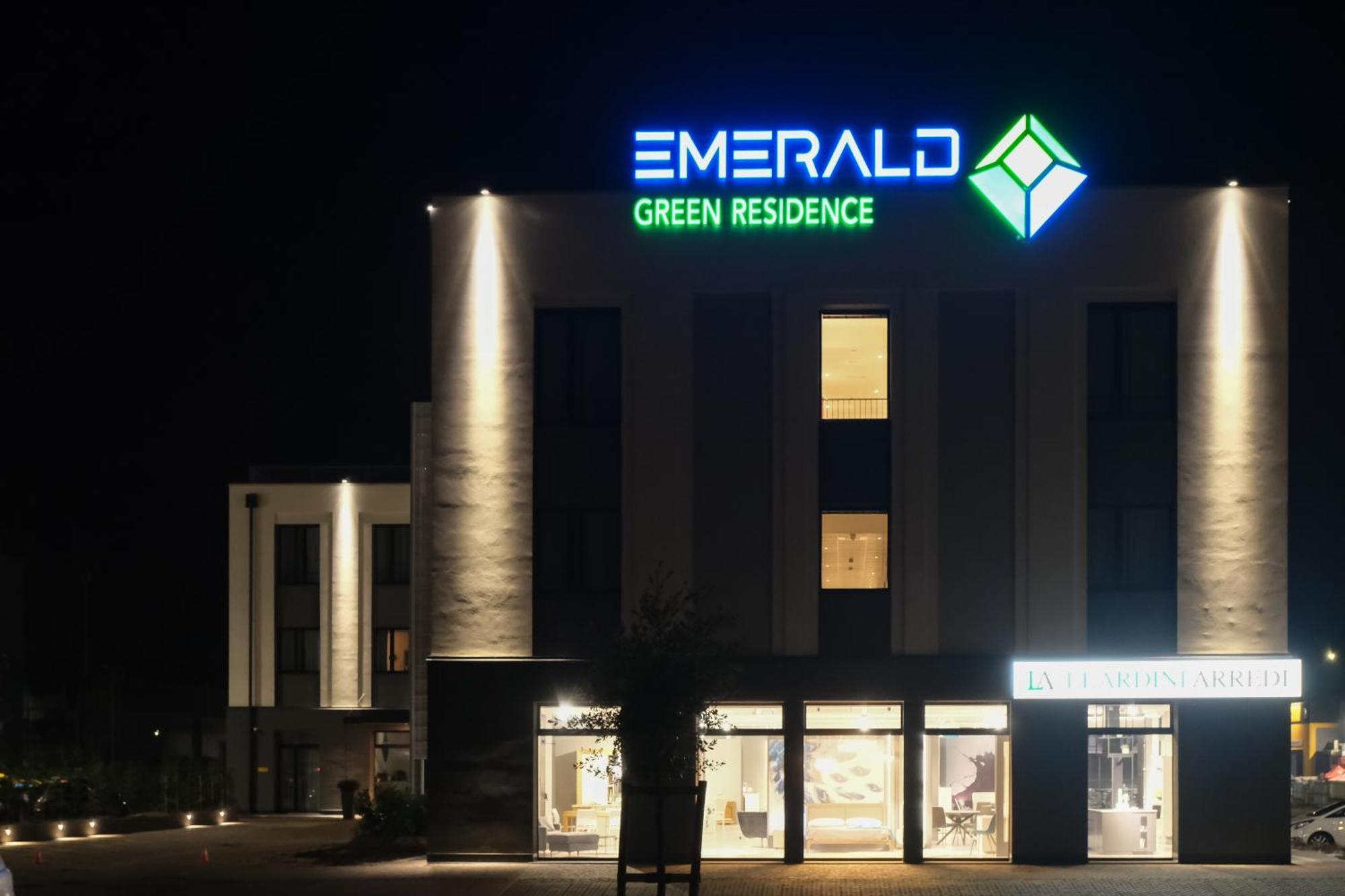 Caldiero Emerald Green Residence المظهر الخارجي الصورة
